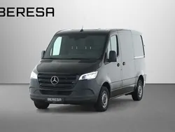 Tiefschwarz Gebraucht 2021 Mercedes Sprinter Van | 26.156 €