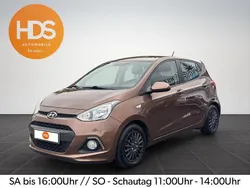 Braun Gebraucht 2016 Hyundai i10 YES! Kleinwagen | 7.900 € (Fairer Preis)