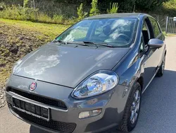 Grau Gebraucht 2014 Fiat Punto Young Kleinwagen | 5.300 € (Fairer Preis)