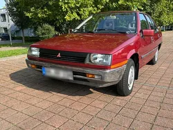 Rot Gebraucht 1985 Mitsubishi Lancer Limousine | 2.450 €