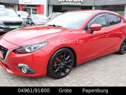 Rot Gebraucht 2015 Mazda 3 Sports-Line Limousine | 12.990 € (Etwas zu teuer)