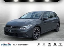 Grau Gebraucht 2021 VW Golf VIII Life Limousine | 19.999 € (Fairer Preis)