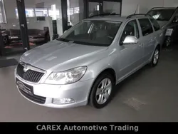 Silber metallic Gebraucht 2013 Skoda Octavia Elegance Kombi | 9.490 € (Teuer)