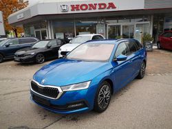 Raceblau metallic Gebraucht 2022 Skoda Octavia Clever Kombi | 24.980 € (Fairer Preis)