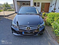 Schwarz Gebraucht 2015 Mercedes E350 Kombi | 15.500 € (Fairer Preis)