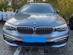 Grau Gebraucht 2019 BMW 530 Luxury Line Kombi | 31.000 € (Fairer Preis)