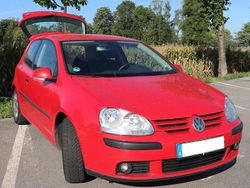 Rot Gebraucht 2005 VW Golf V Limousine | 4.500 € (Fairer Preis)