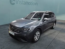 Grau Gebraucht 2024 VW Tiguan Allspace Life SUV | 37.880 € (Fairer Preis)