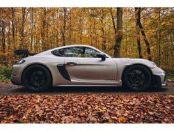 Grau Gebraucht 2023 Porsche Cayman GT4 Coupé | 183.890 €