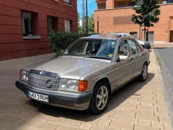 Gold Gebraucht 1992 Mercedes 190 Limousine | 7.300 €