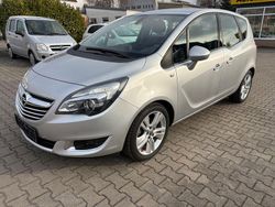 Silber Gebraucht 2015 Opel Meriva Innovation Van / Kleinbus | 7.600 € (Fairer Preis)
