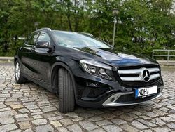 Schwarz Gebraucht 2015 Mercedes GLA220 SUV | 17.000 € (Guter Preis)
