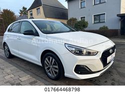 Weiß Gebraucht 2019 Hyundai i30 YES! Limousine | 12.799 € (Fairer Preis)