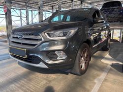 Grau Gebraucht 2019 Ford Kuga Titanium SUV | 17.950 € (Fairer Preis)