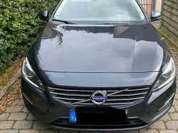 Grau Gebraucht 2015 Volvo V60 Kinetic Kombi | 9.999 € (Superpreis)