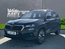 Schwarzmagic perleffekt Gebraucht 2025 Skoda Karoq Tour SUV | 40.380 € (Teuer)