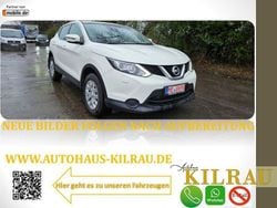 Weiß Gebraucht 2015 Nissan Qashqai Visia SUV | 9.899 € (Etwas zu teuer)