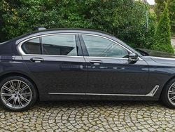 Schwarz Gebraucht 2016 BMW 750 Executive Limousine | 34.800 € (Fairer Preis)