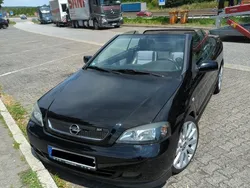 Schwarz Gebraucht 2005 Opel Astra Cabriolet Cabrio | 5.000 € (Teuer)