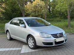 Grau Gebraucht 2006 VW Jetta Limousine | 2.800 € (Fairer Preis)