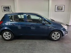 Grau Gebraucht 2013 Opel Corsa Kleinwagen | 2.990 € (Guter Preis)