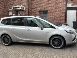 Silber Gebraucht 2013 Opel Zafira Tourer Van / Kleinbus | 5.000 € (Guter Preis)