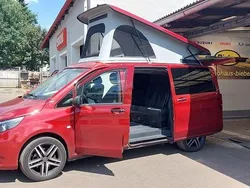 Rot Gebraucht 2022 Mercedes Vito Van / Kleinbus | 55.500 €