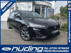 Obsidianschwarz Gebraucht 2023 Ford Focus ST-Line X Kombi | 24.370 € (Fairer Preis)