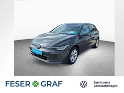 Uranograu Gebraucht 2024 VW Golf VIII Life Limousine | 25.950 € (Guter Preis)