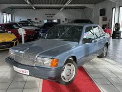 Perlblau metallic Gebraucht 1990 Mercedes 190 Limousine | 3.249 €
