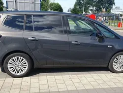 Gebraucht 2016 Opel Zafira Tourer Edition Van / Kleinbus | 9.800 € (Fairer Preis)