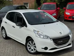 Blanc banquise Gebraucht 2014 Peugeot 208 Kleinwagen | 6.490 € (Etwas zu teuer)