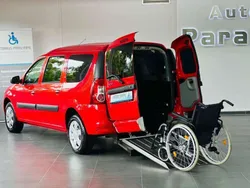 Rot "passion" Gebraucht 2011 Dacia Logan Ambiance Limousine | 14.950 €