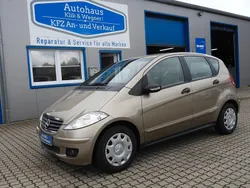 Gold Gebraucht 2006 Mercedes A150 Classic Van / Kleinbus | 3.900 € (Etwas zu teuer)