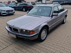 Silber Gebraucht 2025 BMW 730 Limousine | 5.700 €