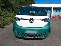 Grün Gebraucht 2024 VW ID. Buzz Pro Van | 53.990 € (Fairer Preis)
