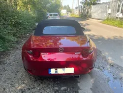 Rot Gebraucht 2016 Mazda MX5 Sports-Line Cabrio | 16.500 € (Guter Preis)