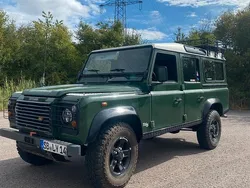 Grün Gebraucht 2002 Land Rover Defender SUV | 23.000 €