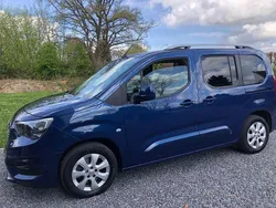 Blau Gebraucht 2019 Opel Combo Van / Kleinbus | 17.500 € (Etwas zu teuer)