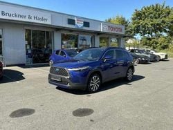 Nachtblau mica metallic (metallic) Gebraucht 2023 Toyota Corolla Hybrid Team SUV | 35.800 €