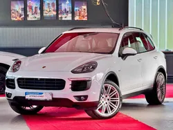 Weiß Gebraucht 2016 Porsche Cayenne S SUV | 36.900 € (Fairer Preis)