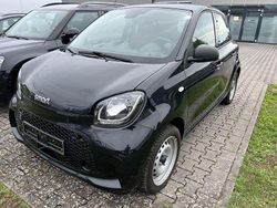 Schwarz Gebraucht 2022 Smart ForFour Electric Drive Limousine | 9.299 € (Fairer Preis)