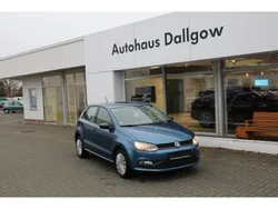 Blau Gebraucht 2017 VW Polo Trendline Limousine | 12.190 € (Fairer Preis)