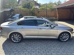 Grau Gebraucht 2015 VW Passat Highline Limousine | 16.900 € (Etwas zu teuer)
