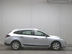 Platingrau Gebraucht 2011 Renault Mégane III Expression | 1.990 € (Superpreis)