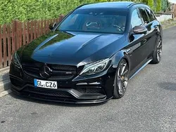 Schwarz Gebraucht 2018 Mercedes C63S AMG AMG Kombi | 71.000 €