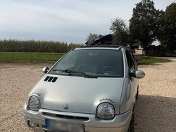 Silber Gebraucht 2004 Renault Twingo Kleinwagen | 2.200 € (Etwas zu teuer)
