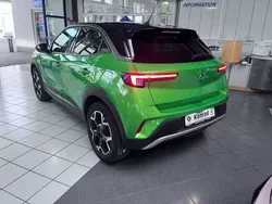 Grün Gebraucht 2024 Opel Mokka Ultimate SUV | 20.977 € (Guter Preis)