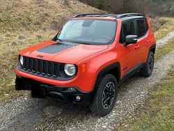 Orange Gebraucht 2015 Jeep Renegade Trailhawk SUV | 14.990 € (Teuer)
