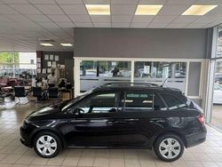 Schwarz Gebraucht 2015 Skoda Fabia Ambition Kleinwagen | 7.590 € (Guter Preis)